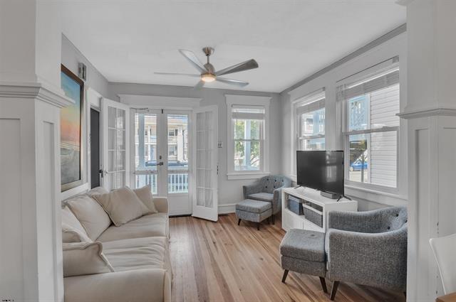 836 2nd St photo 27
