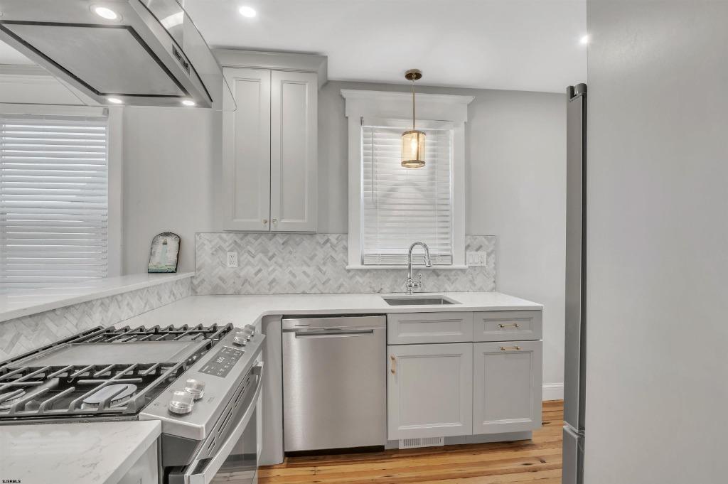 836 2nd St photo 39